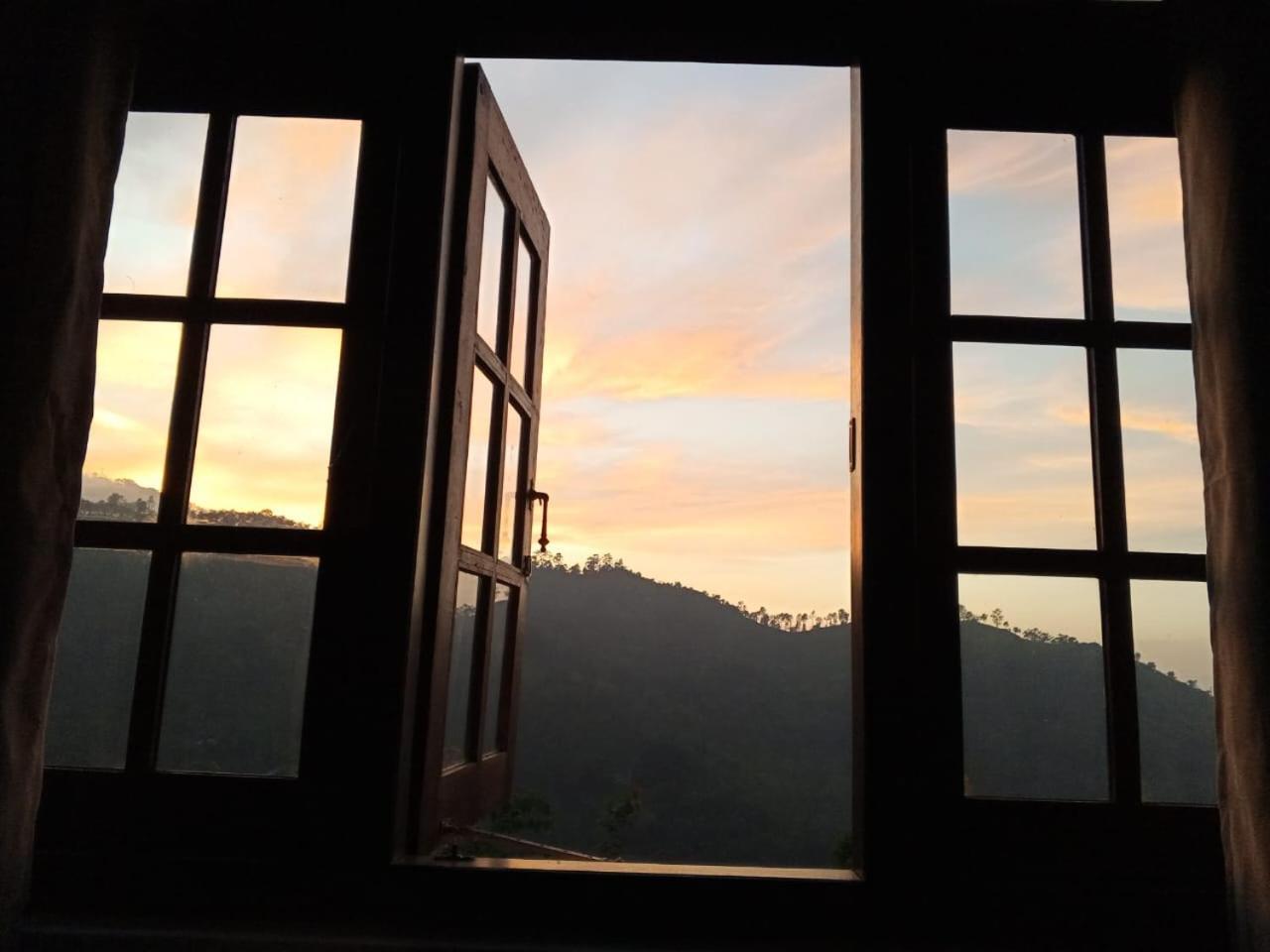 H3 Hilltop Heaven Ella Ngoại thất bức ảnh